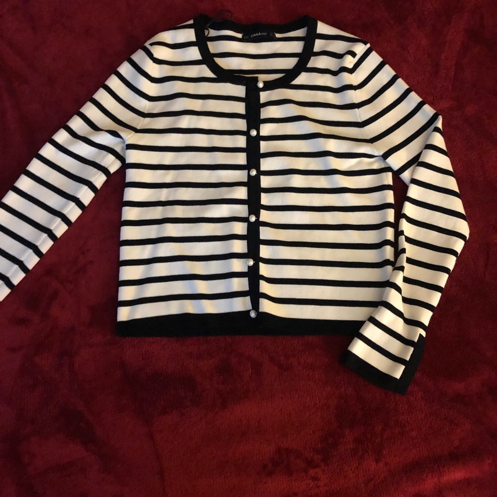 Striped cardigan with pearl buttons